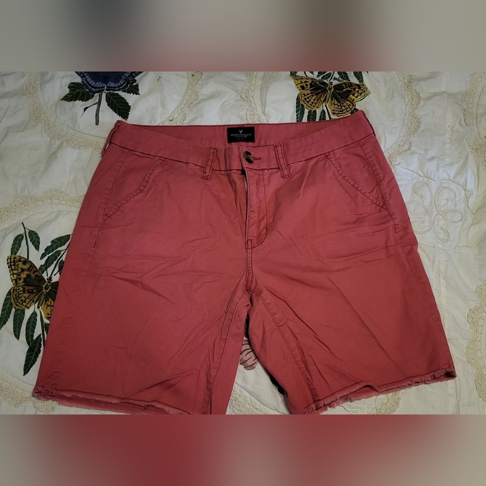 😁*BOGO SALE*😁American Eagle Outfitters  boyfriend stretch shorts size 10